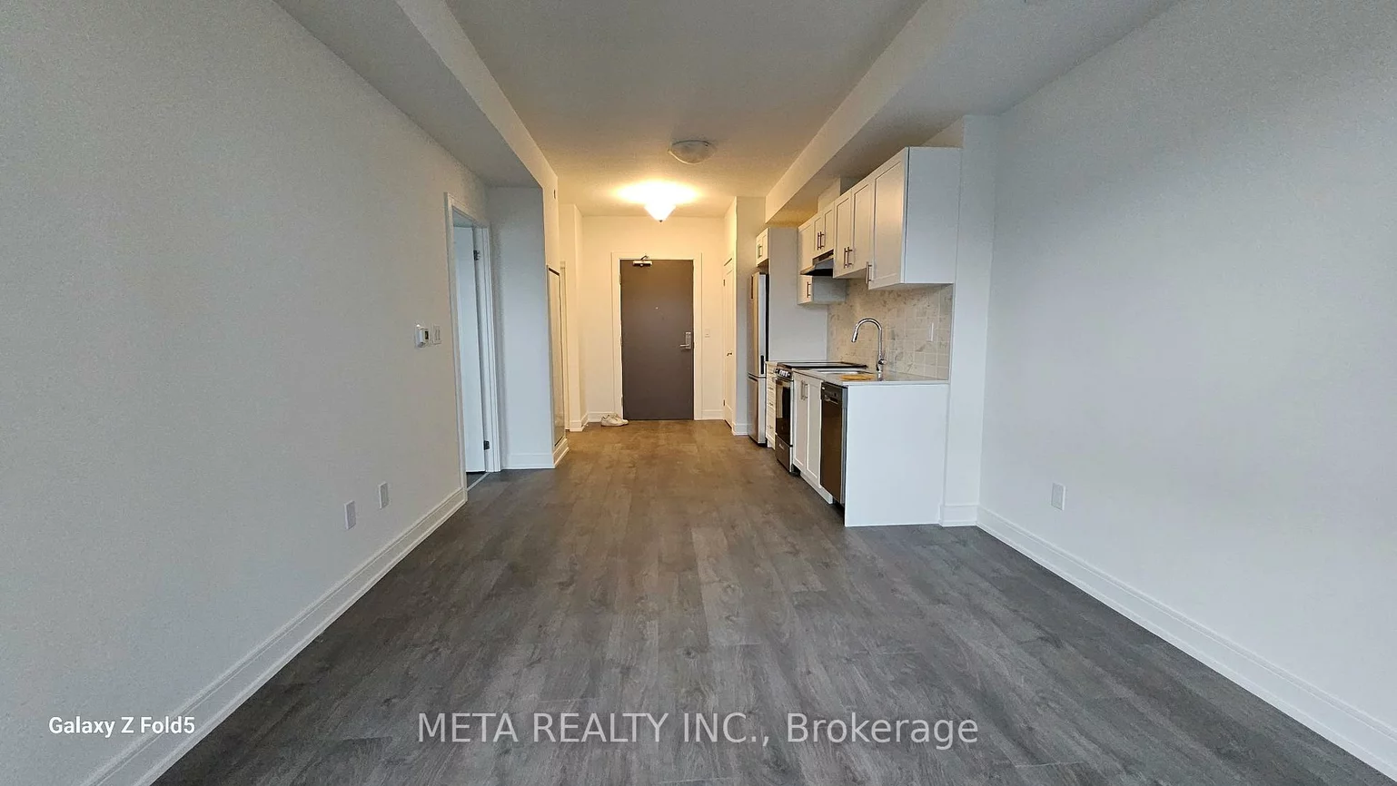 693, Davis, Huron Heights-Leslie Valley, Newmarket