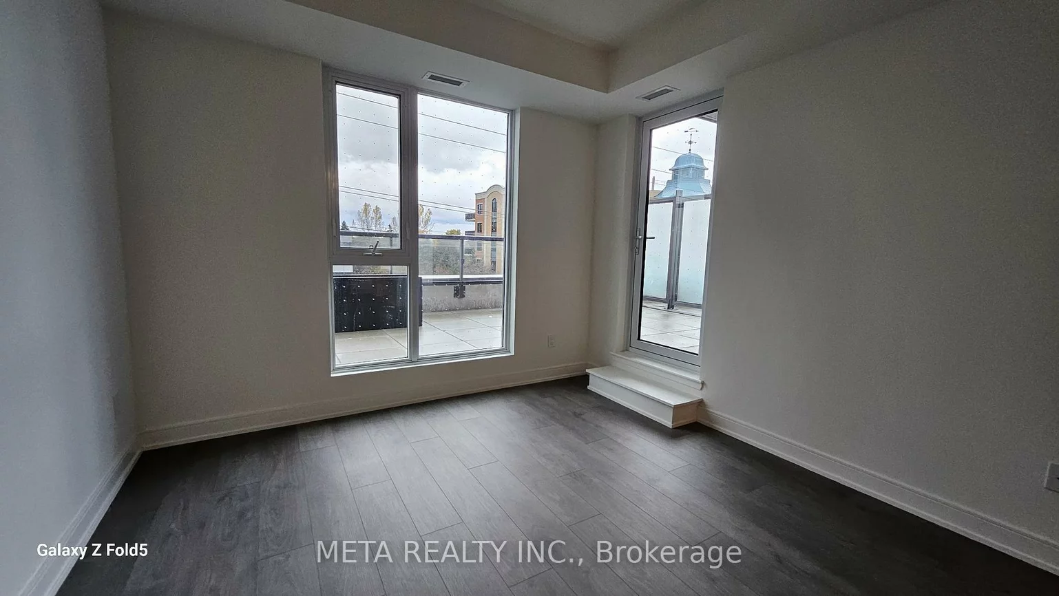 693, Davis, Huron Heights-Leslie Valley, Newmarket