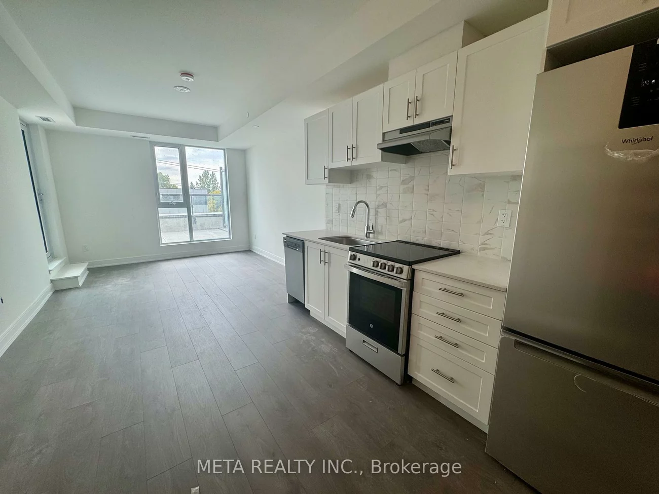 693, Davis, Huron Heights-Leslie Valley, Newmarket