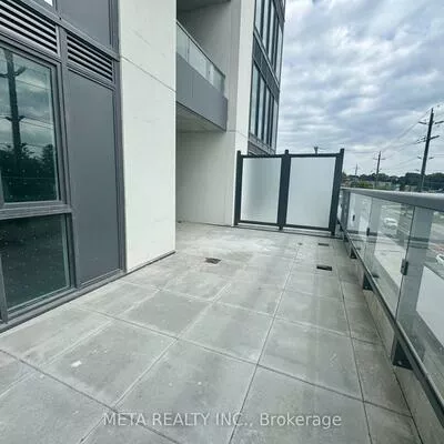 693, Davis, Huron Heights-Leslie Valley, Newmarket