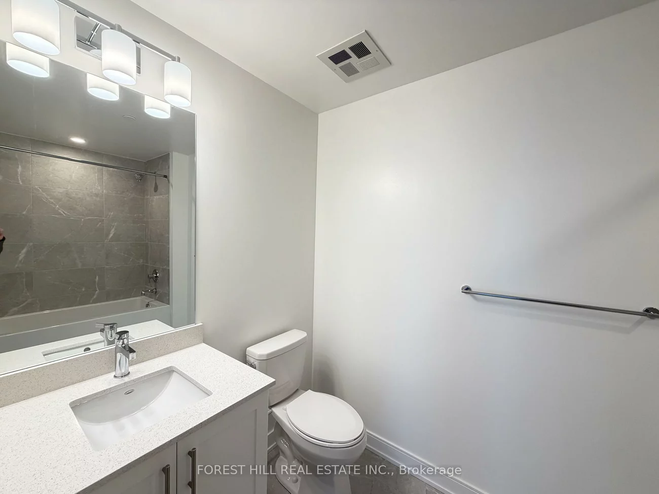 715, Davis, Huron Heights-Leslie Valley, Newmarket