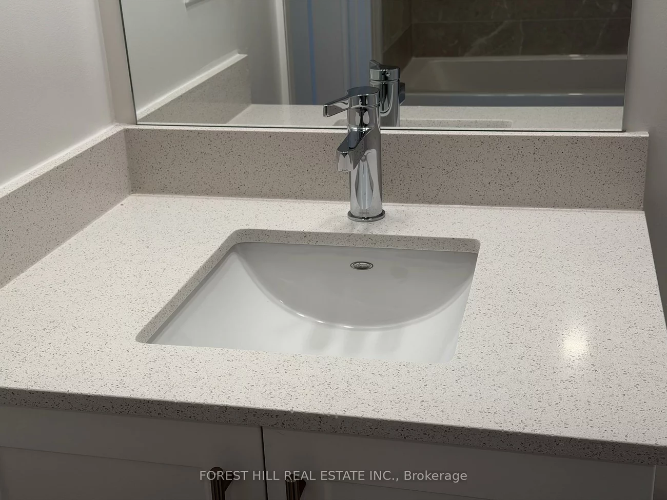 715, Davis, Huron Heights-Leslie Valley, Newmarket