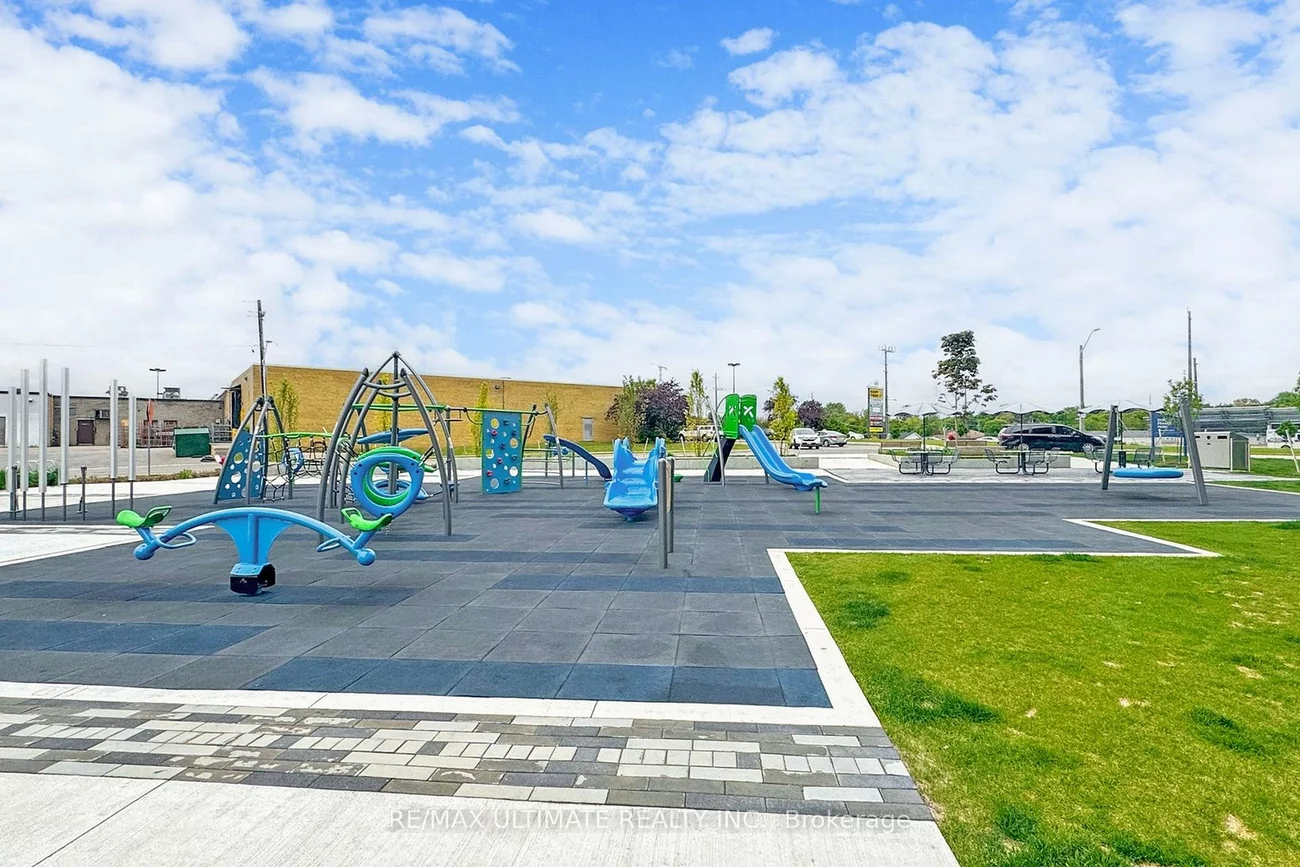 185, Deerfield, Central Newmarket, Newmarket