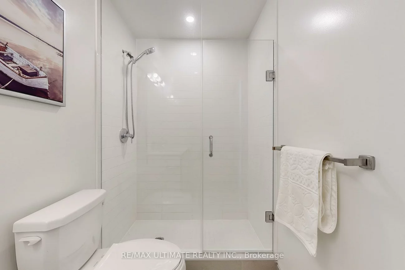 185, Deerfield, Central Newmarket, Newmarket