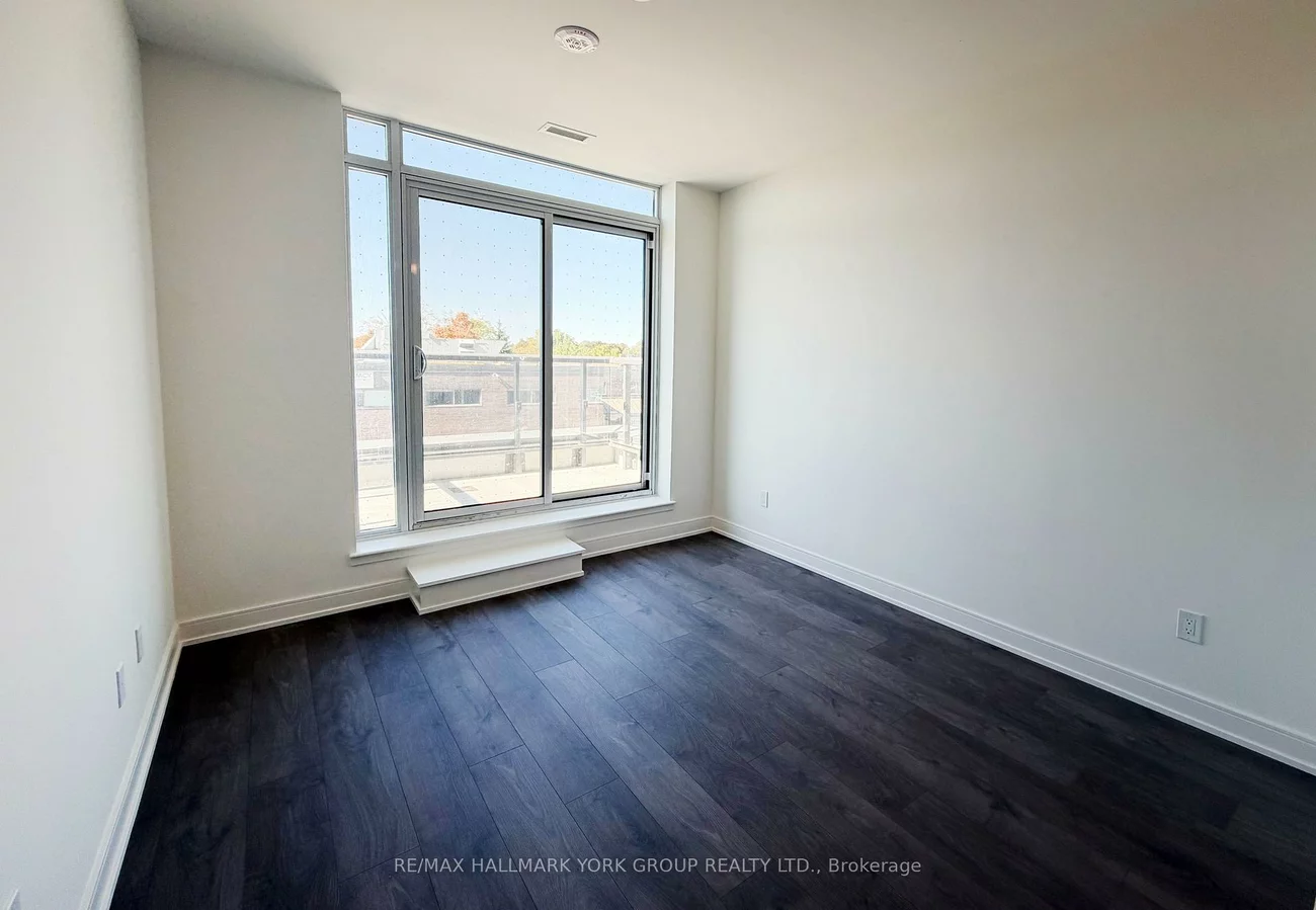 715, Davis, Huron Heights-Leslie Valley, Newmarket