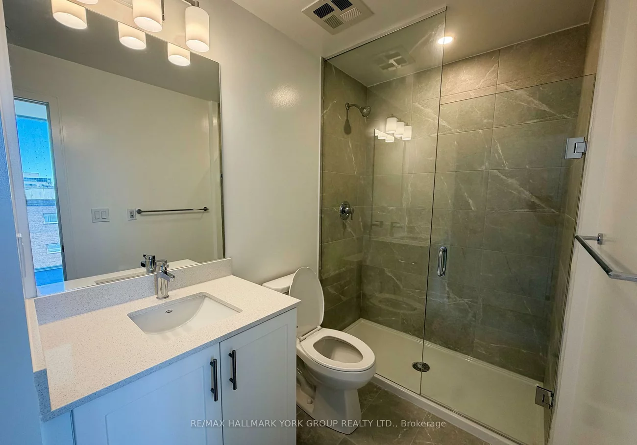 715, Davis, Huron Heights-Leslie Valley, Newmarket