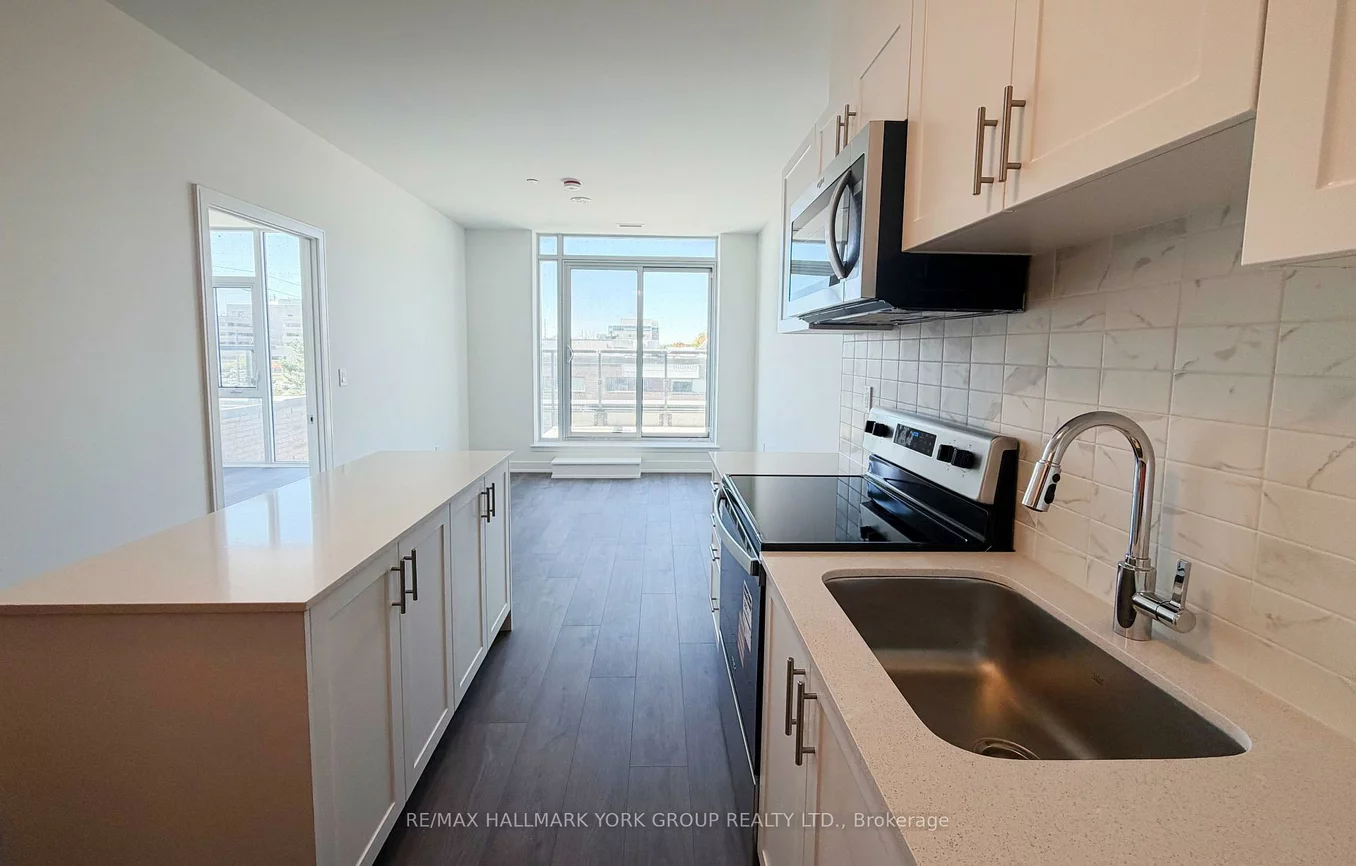 715, Davis, Huron Heights-Leslie Valley, Newmarket