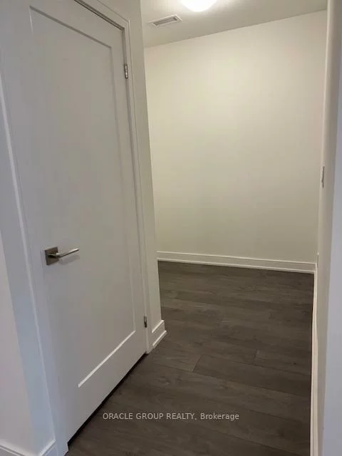 705, Davis, Huron Heights-Leslie Valley, Newmarket