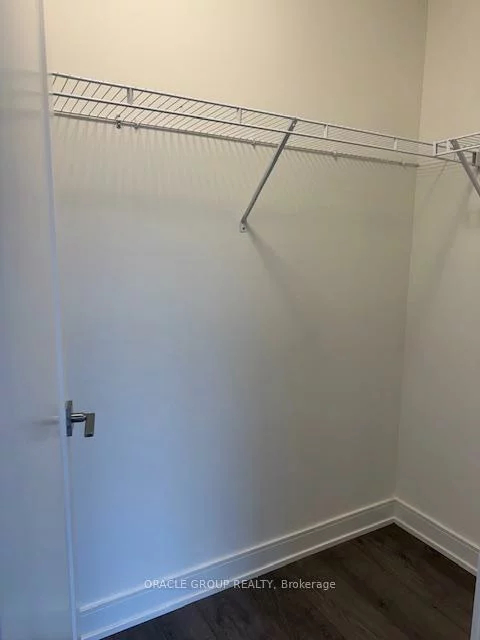 705, Davis, Huron Heights-Leslie Valley, Newmarket