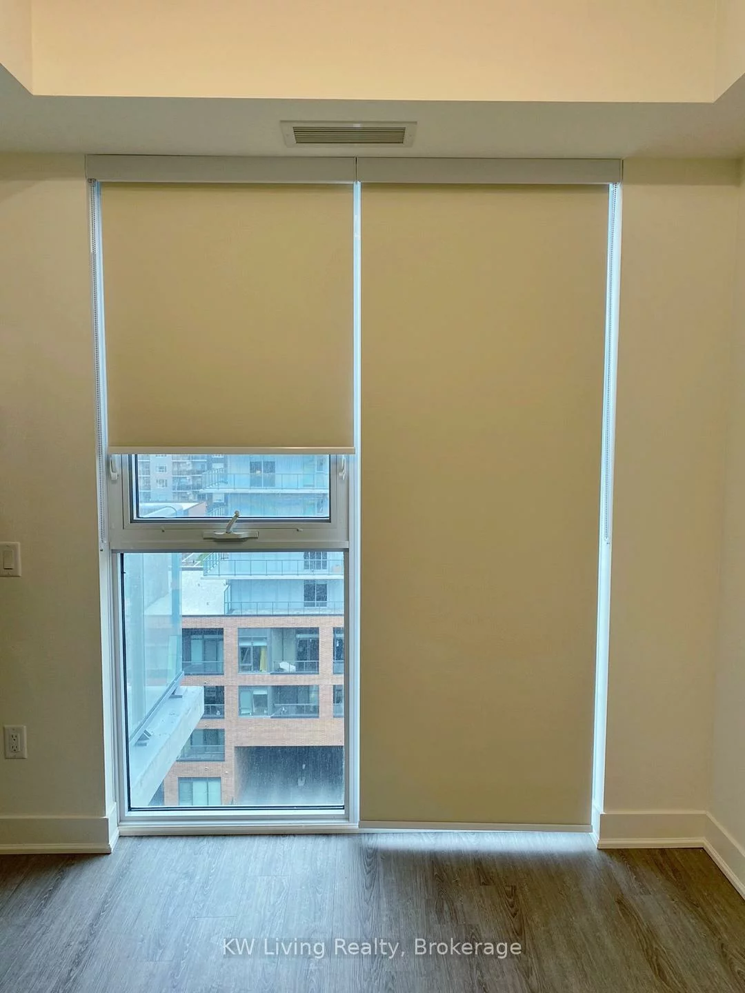 185, Deerfield, Central Newmarket, Newmarket