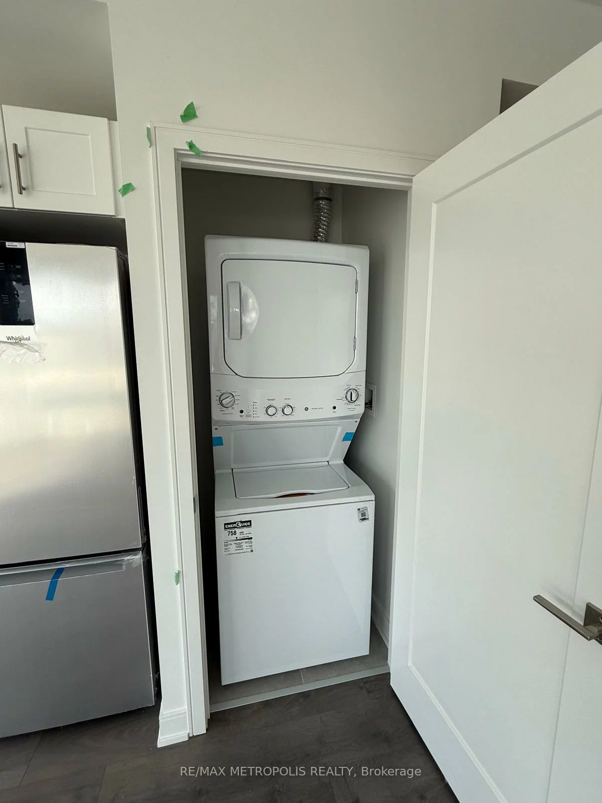 705, Davis, Huron Heights-Leslie Valley, Newmarket