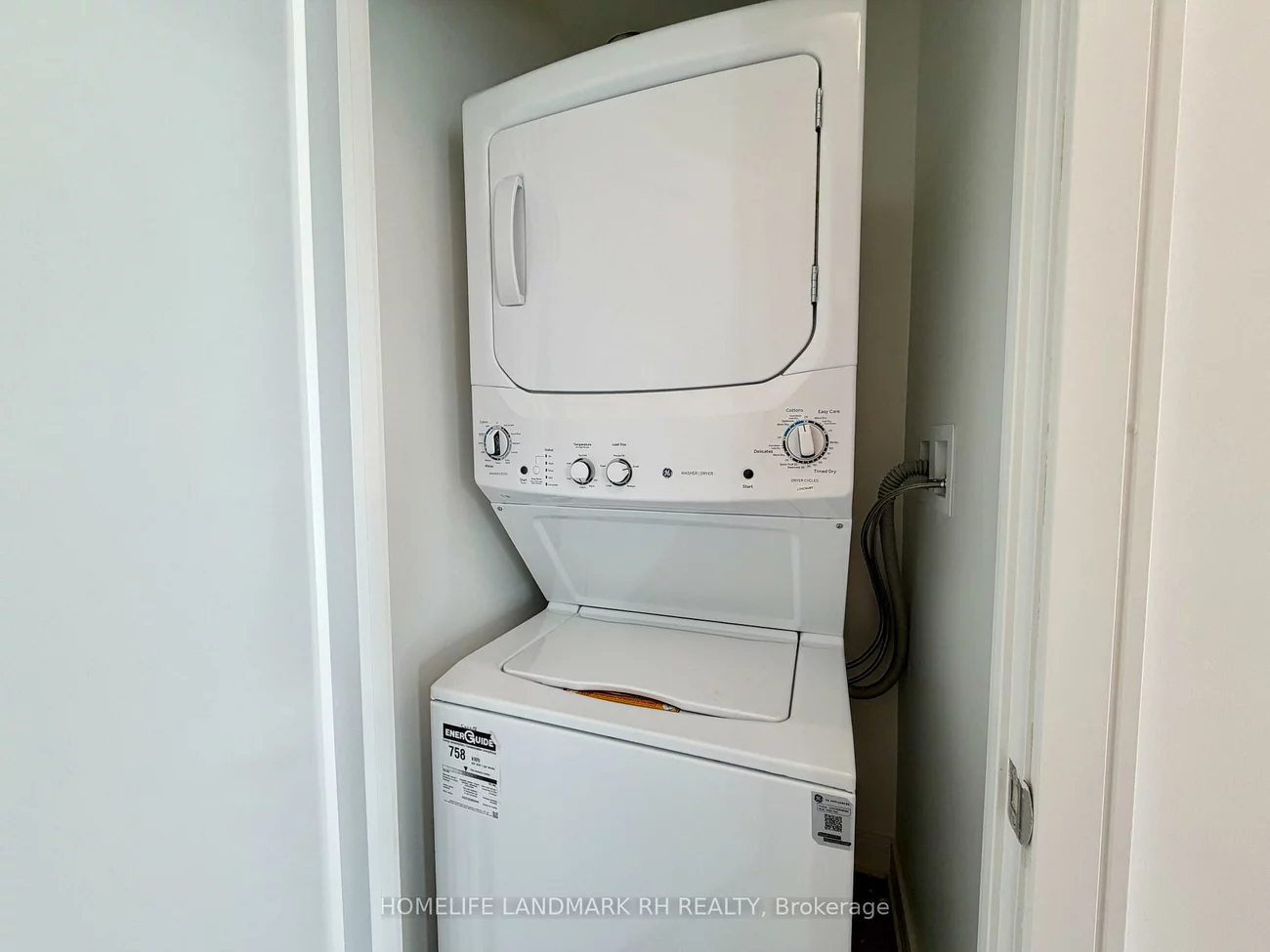 715, Davis, Huron Heights-Leslie Valley, Newmarket