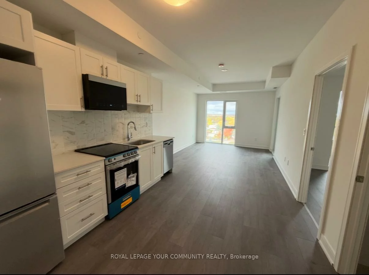 715, Davis, Huron Heights-Leslie Valley, Newmarket