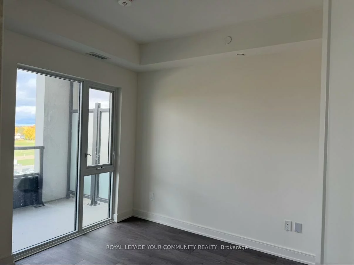 715, Davis, Huron Heights-Leslie Valley, Newmarket