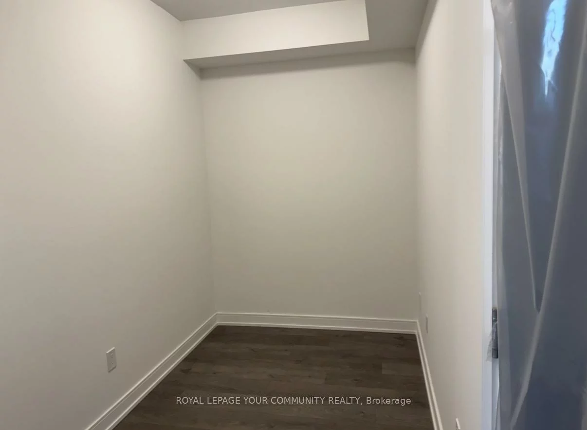 715, Davis, Huron Heights-Leslie Valley, Newmarket