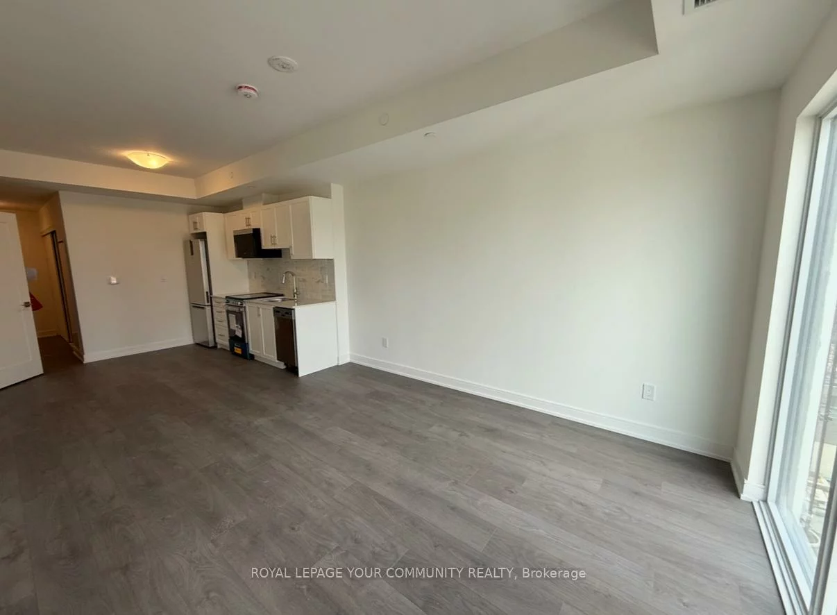 715, Davis, Huron Heights-Leslie Valley, Newmarket