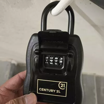 705, Davis, Huron Heights-Leslie Valley, Newmarket