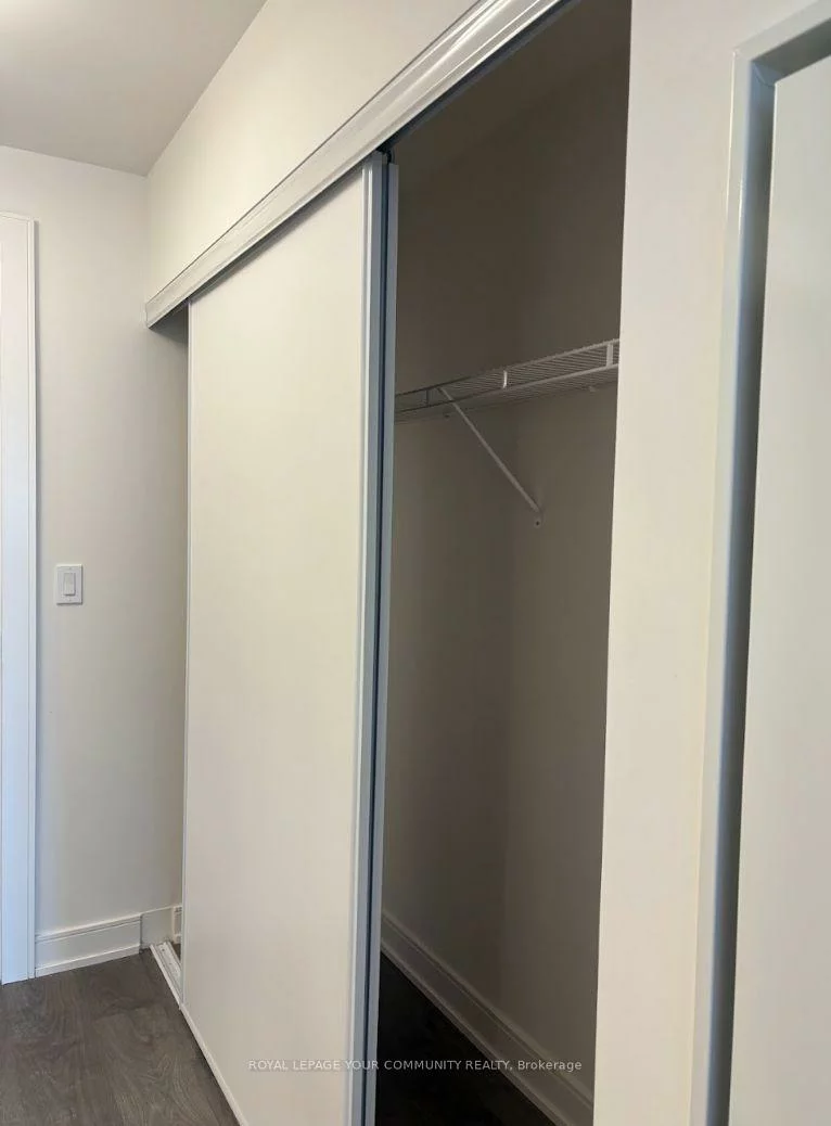 705, Davis, Huron Heights-Leslie Valley, Newmarket