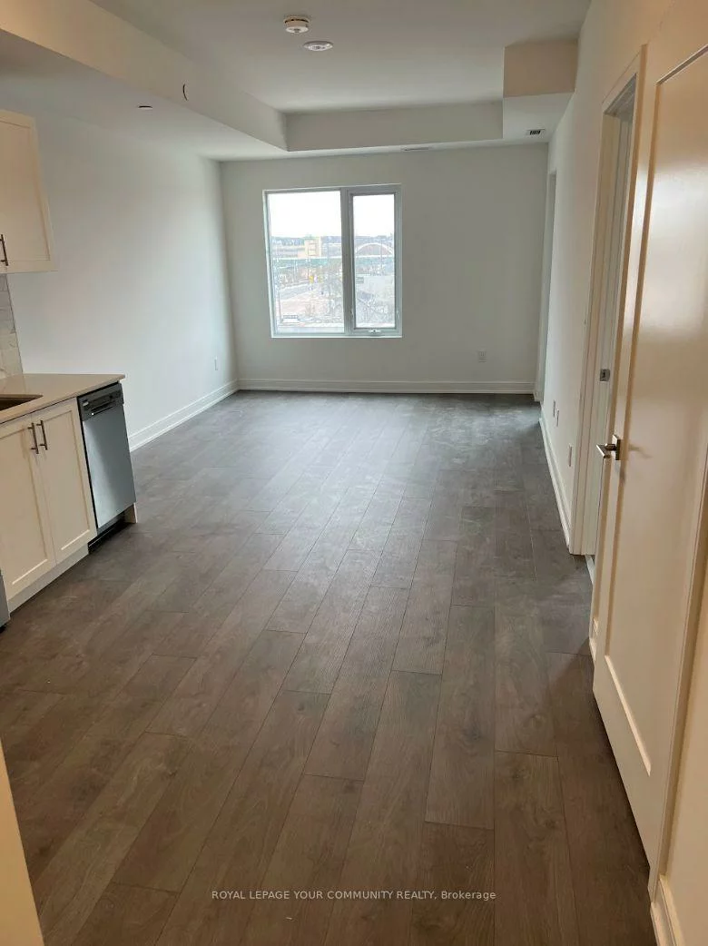 705, Davis, Huron Heights-Leslie Valley, Newmarket