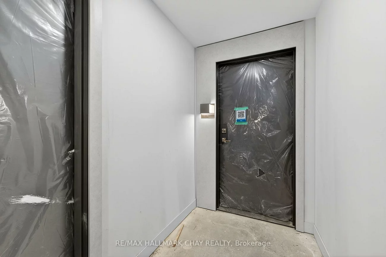 715, Davis, Huron Heights-Leslie Valley, Newmarket