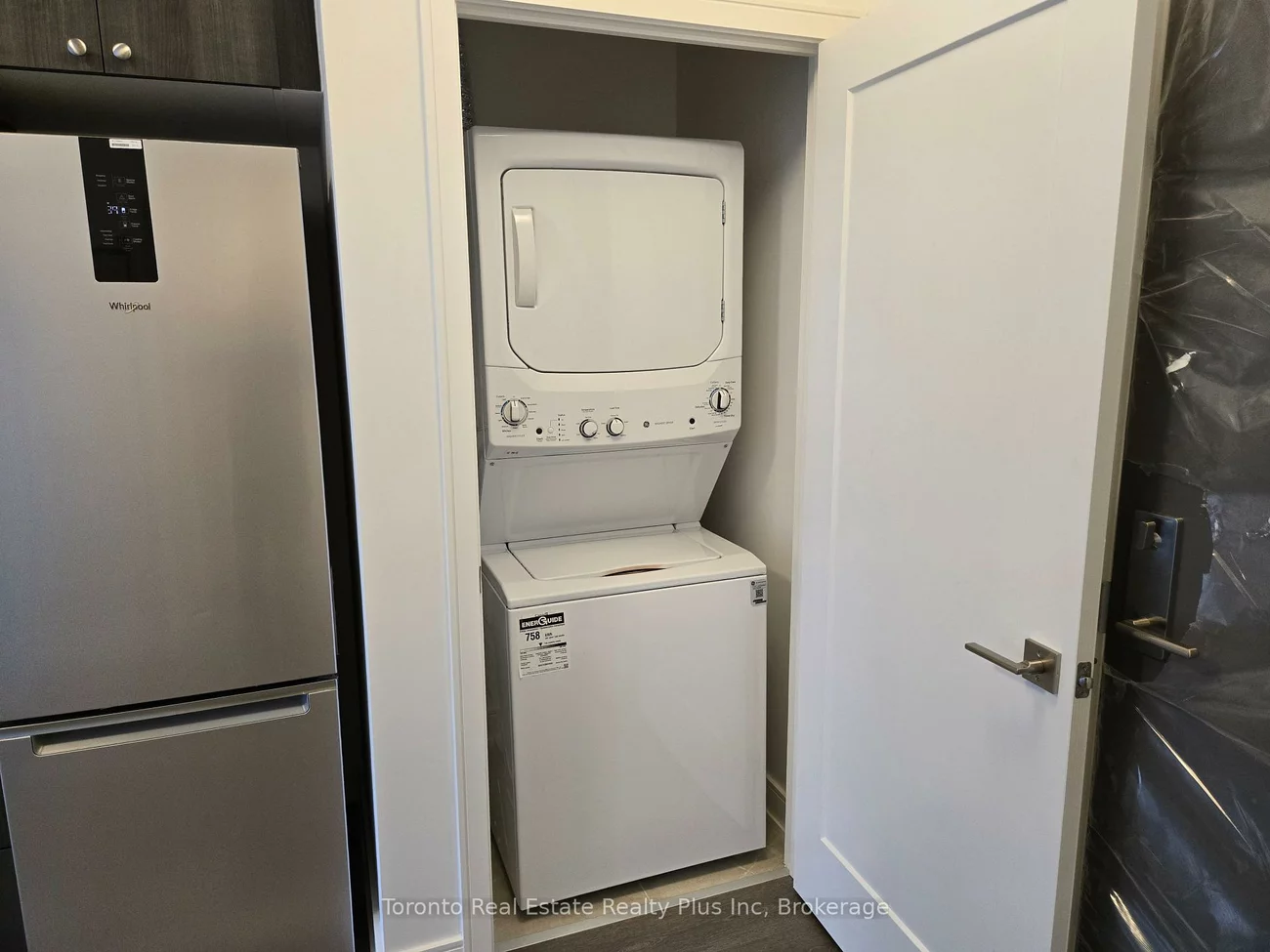 705, Davis, Huron Heights-Leslie Valley, Newmarket