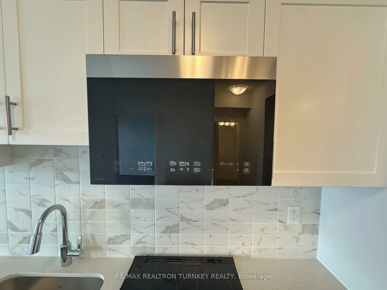 705, Davis, Huron Heights-Leslie Valley, Newmarket