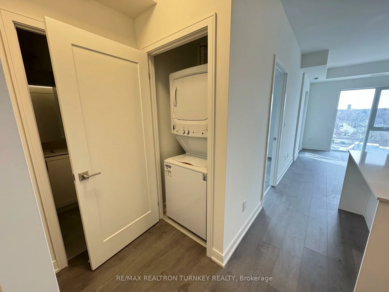 705, Davis, Huron Heights-Leslie Valley, Newmarket