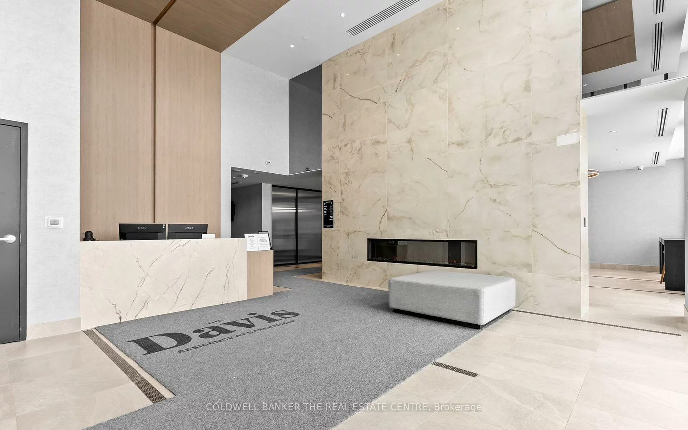 185, Deerfield, Central Newmarket, Newmarket