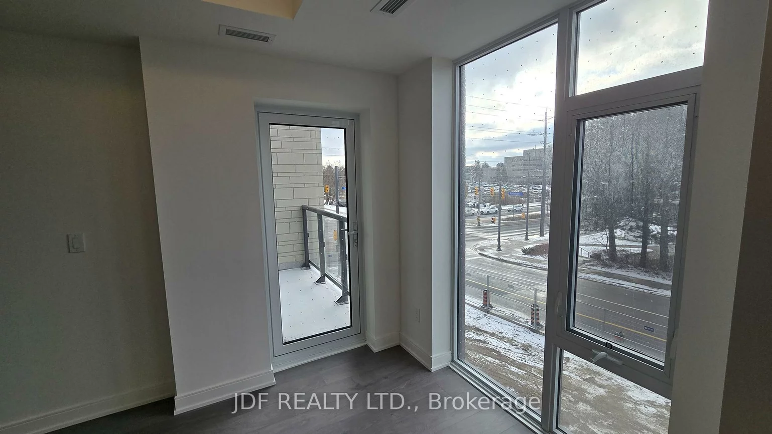 705, Davis, Huron Heights-Leslie Valley, Newmarket