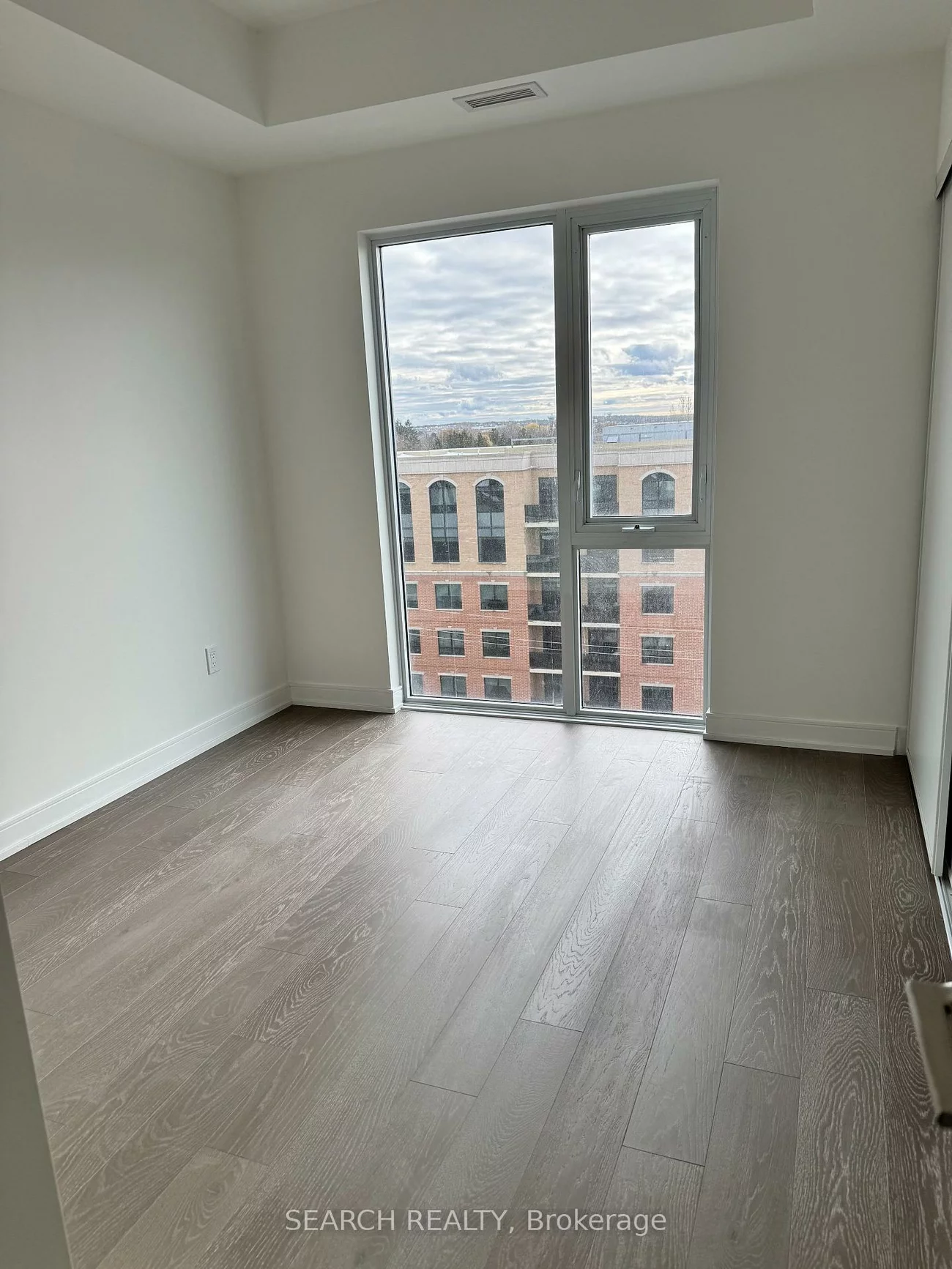 705, Davis, Huron Heights-Leslie Valley, Newmarket