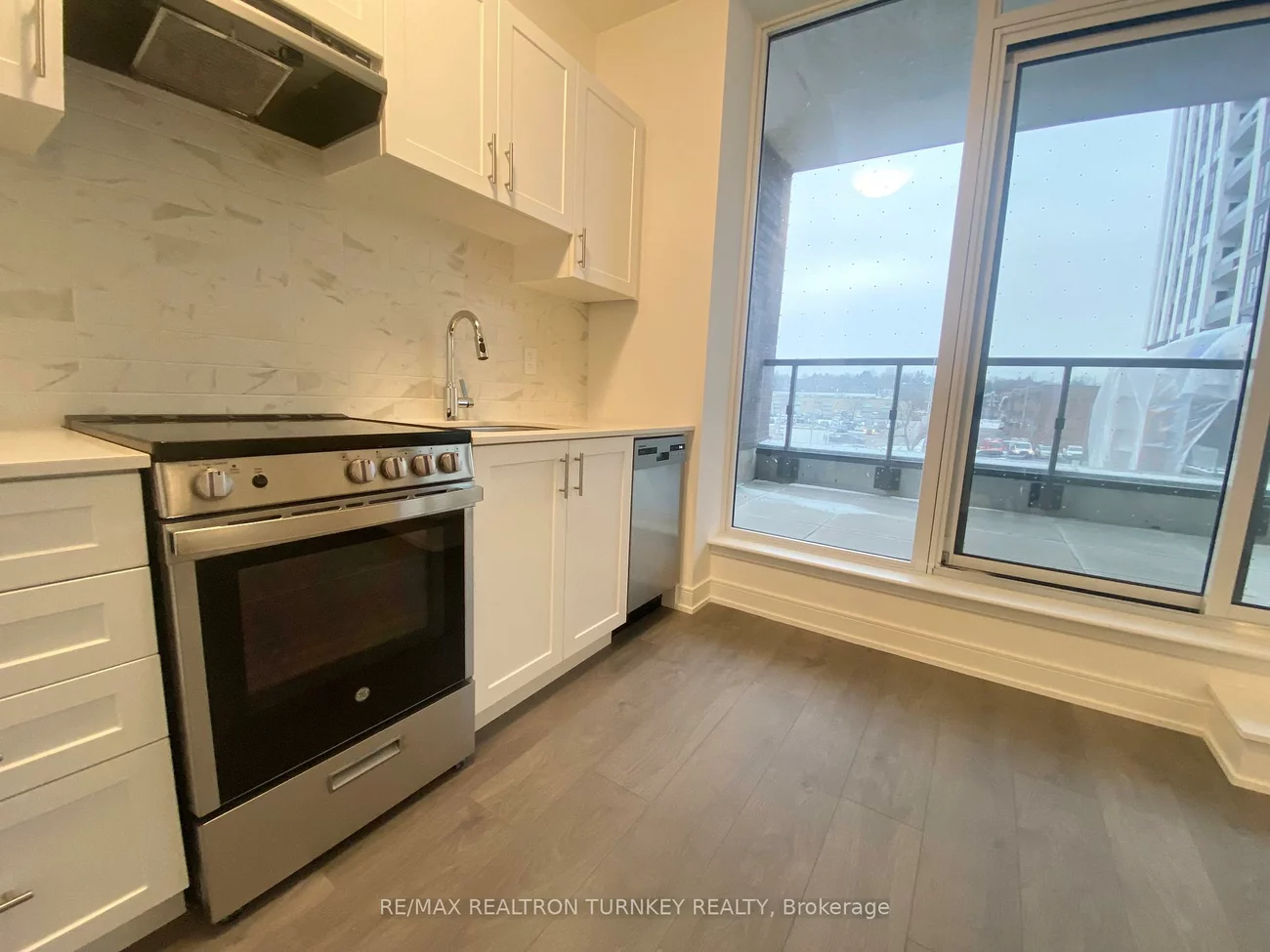 705, Davis, Huron Heights-Leslie Valley, Newmarket