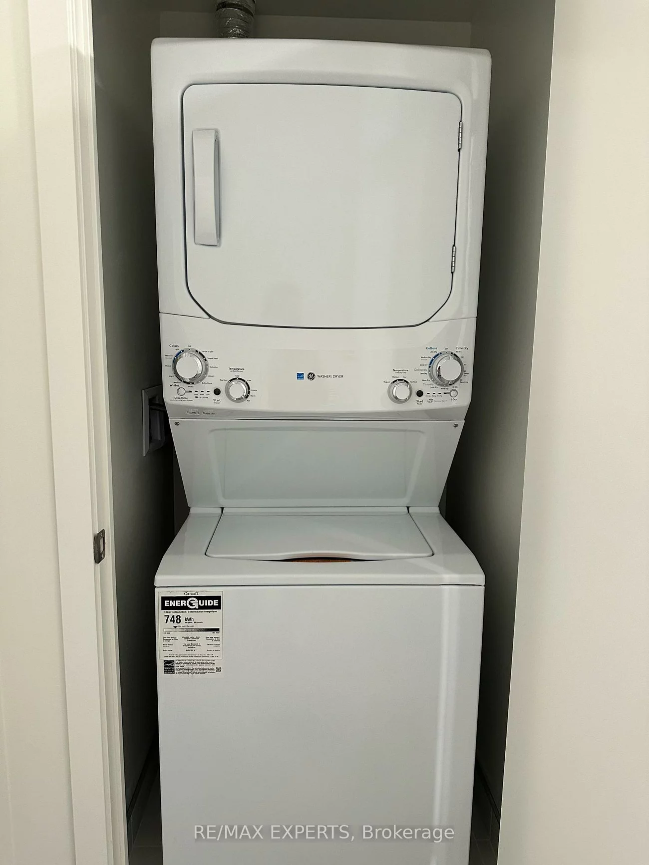 185, Deerfield, Central Newmarket, Newmarket