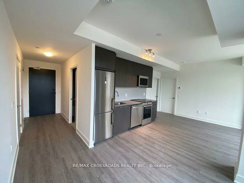 185, Deerfield, Central Newmarket, Newmarket