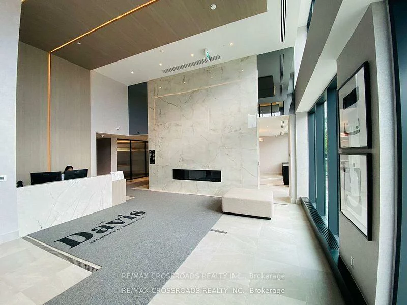 185, Deerfield, Central Newmarket, Newmarket