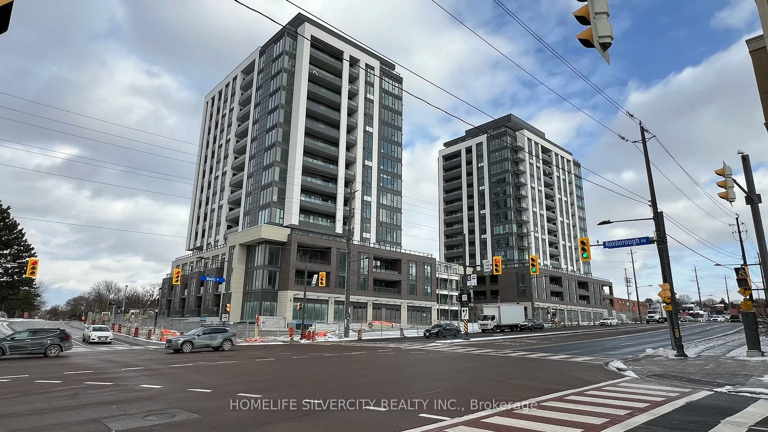 705, Davis, Central Newmarket, Newmarket