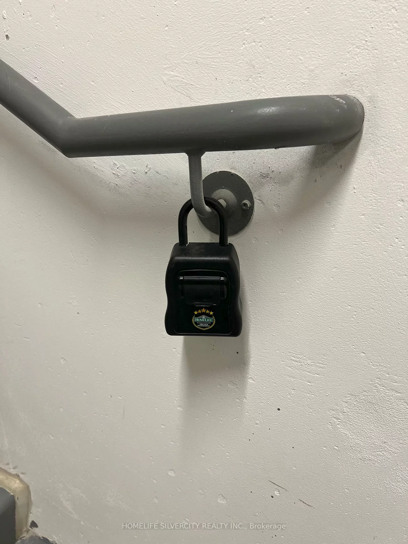 705, Davis, Central Newmarket, Newmarket