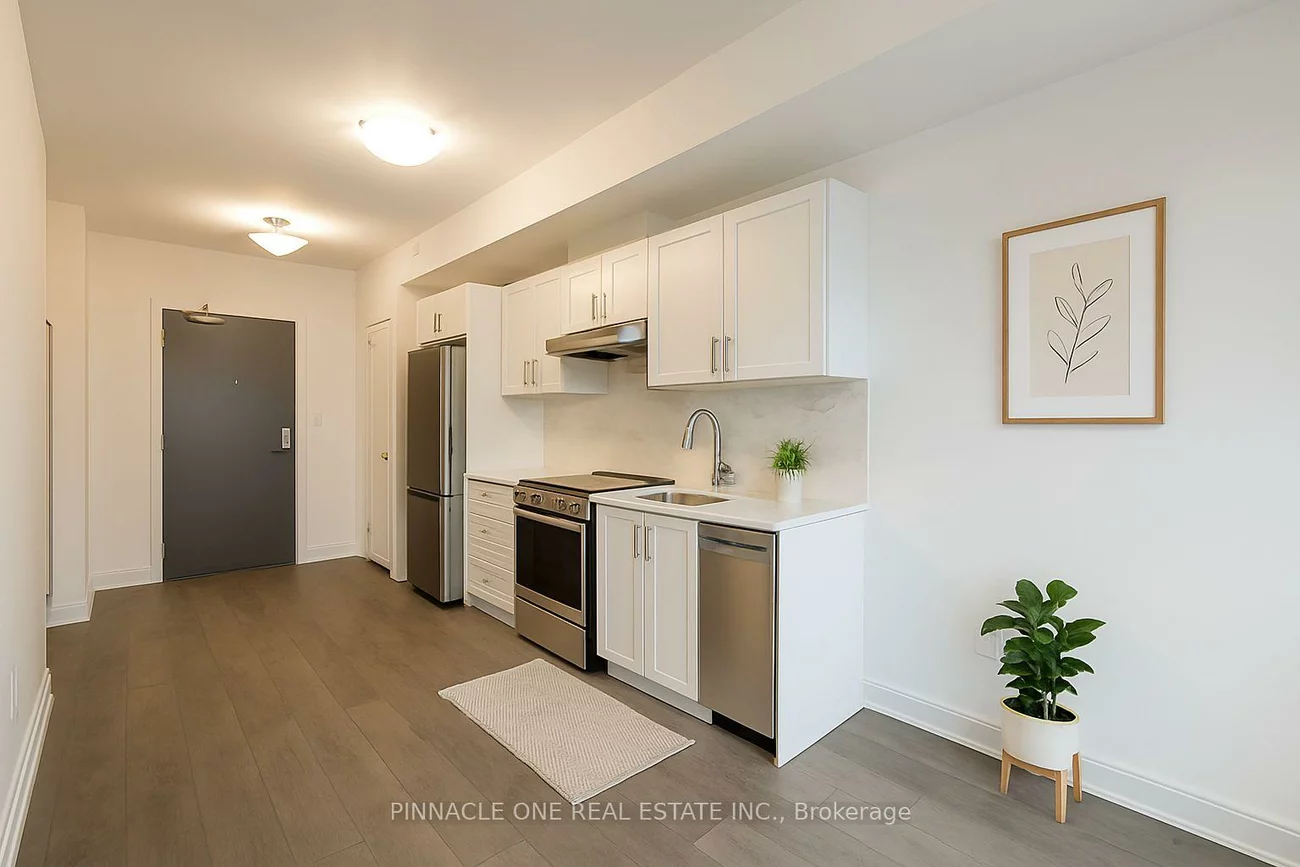 715, Davis, Huron Heights-Leslie Valley, Newmarket