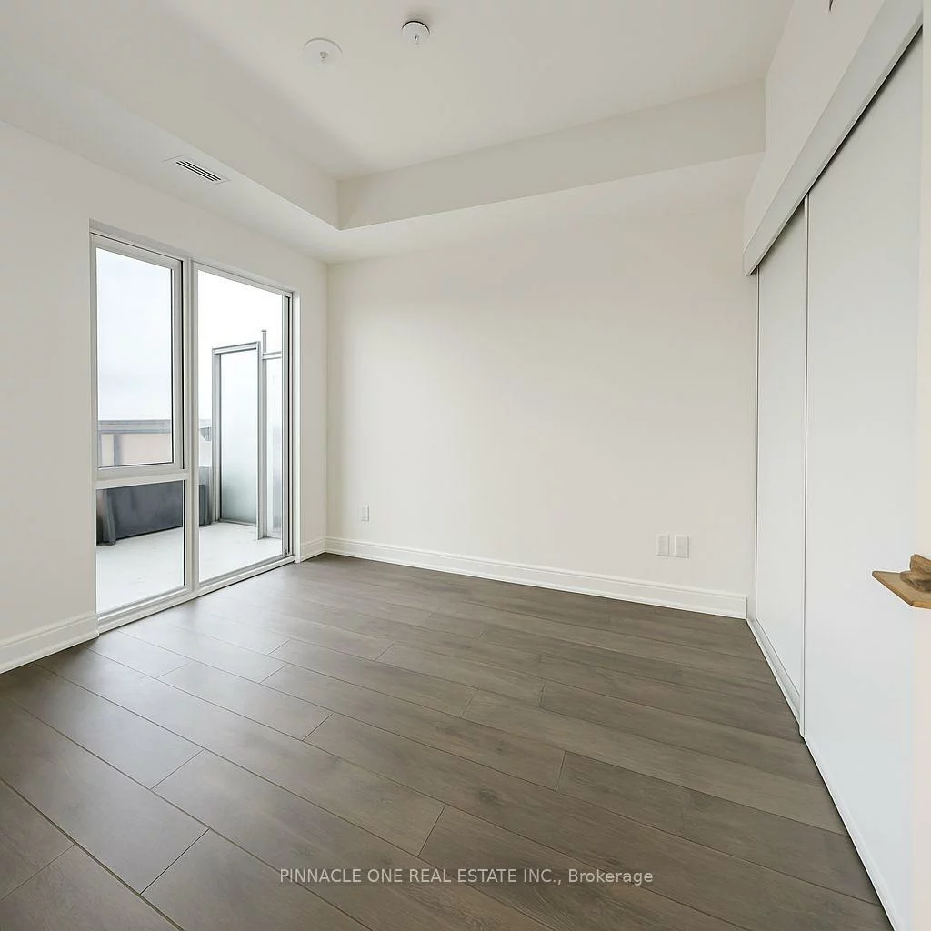 715, Davis, Huron Heights-Leslie Valley, Newmarket