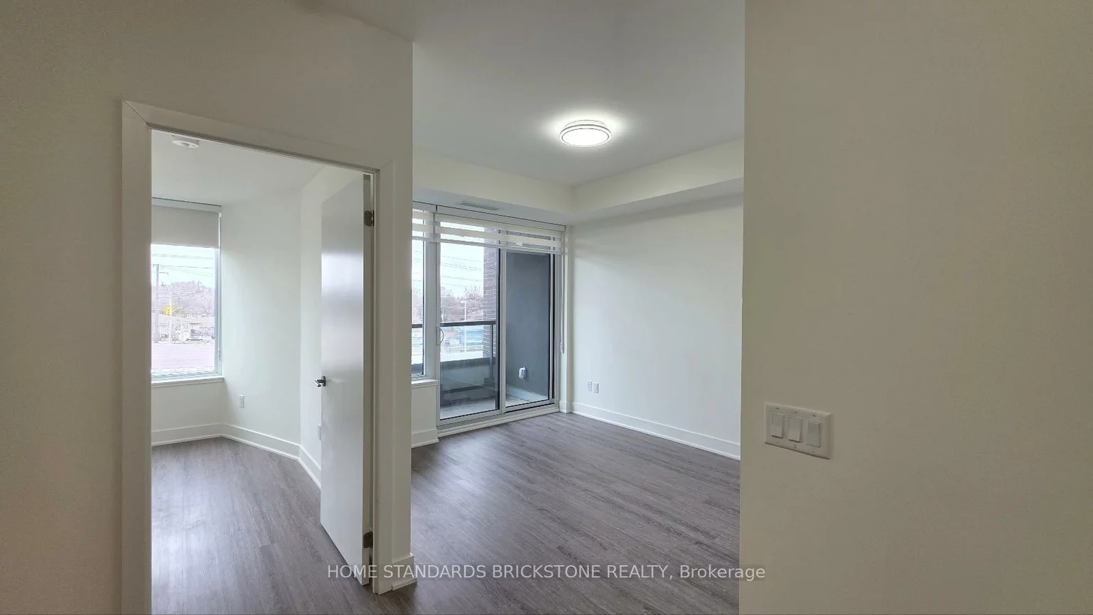 185, Deerfield, Central Newmarket, Newmarket