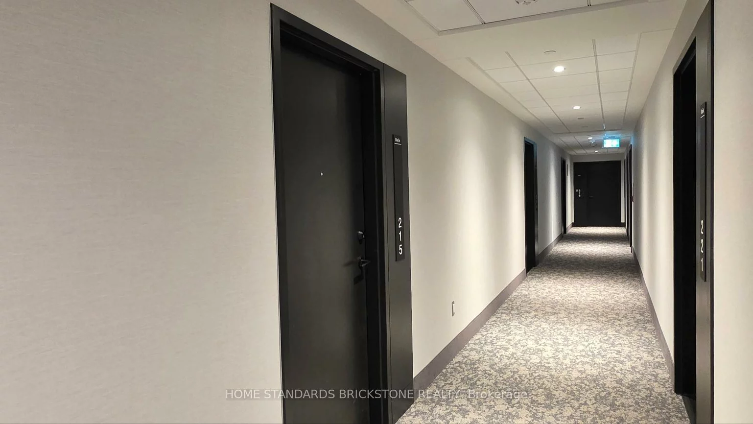 185, Deerfield, Central Newmarket, Newmarket