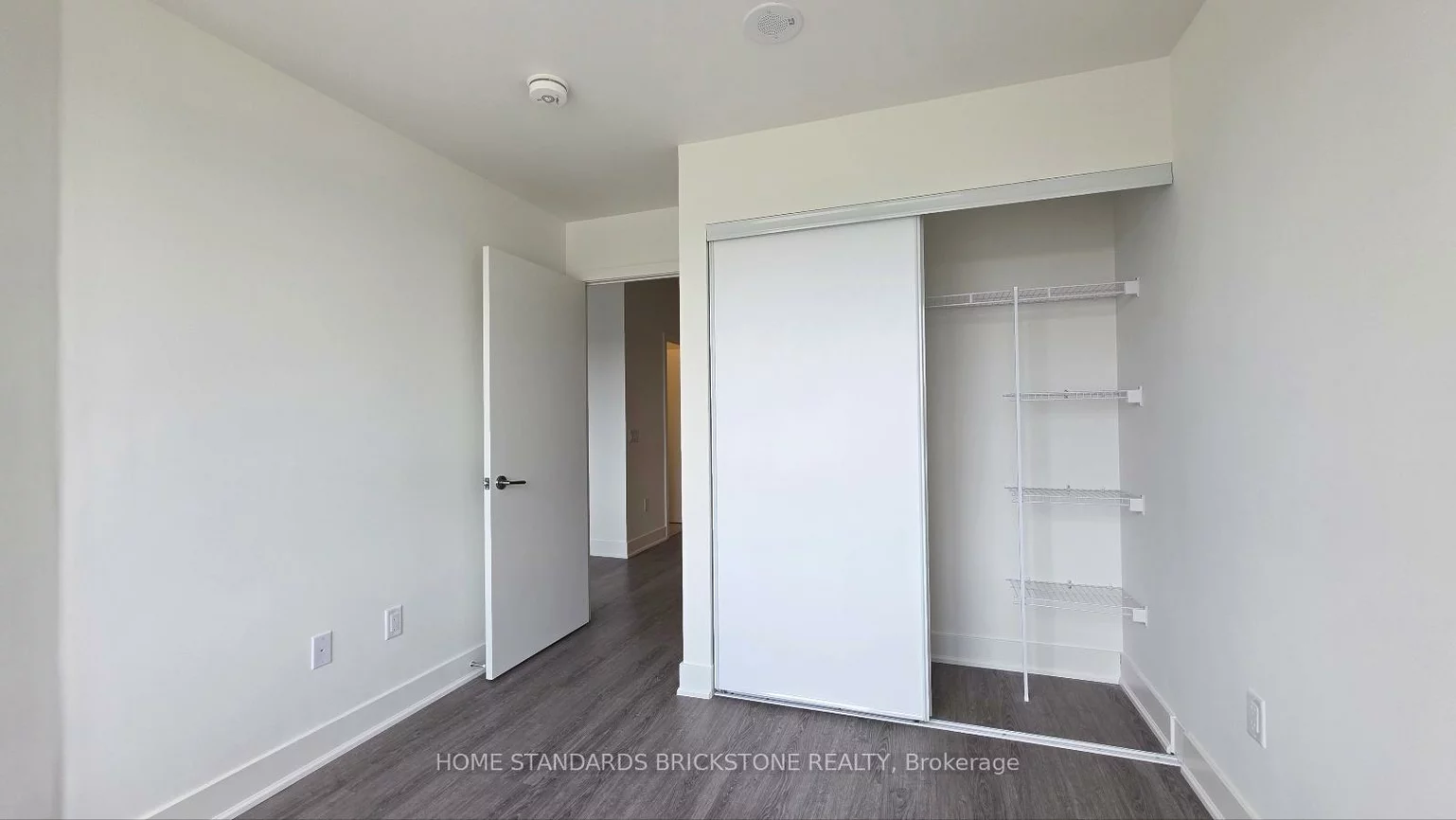 185, Deerfield, Central Newmarket, Newmarket