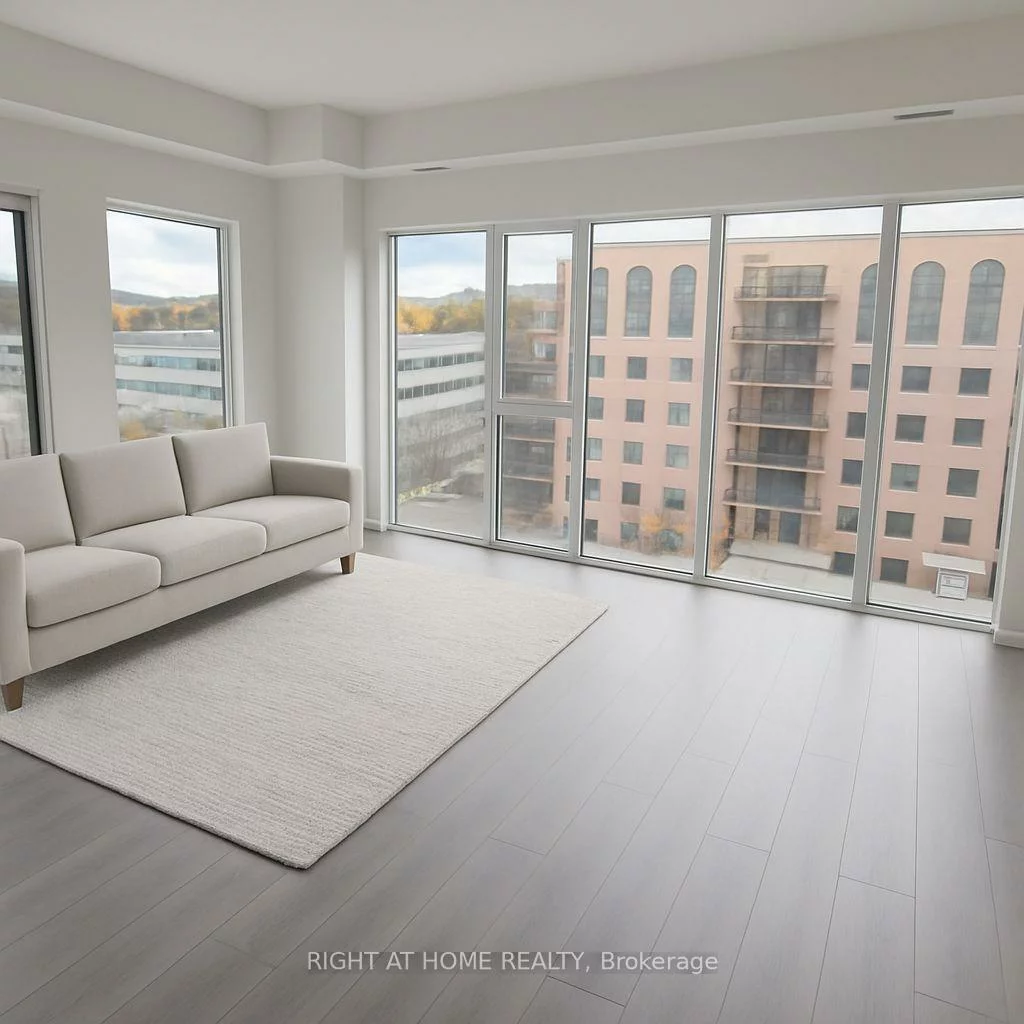 705, Davis, Huron Heights-Leslie Valley, Newmarket