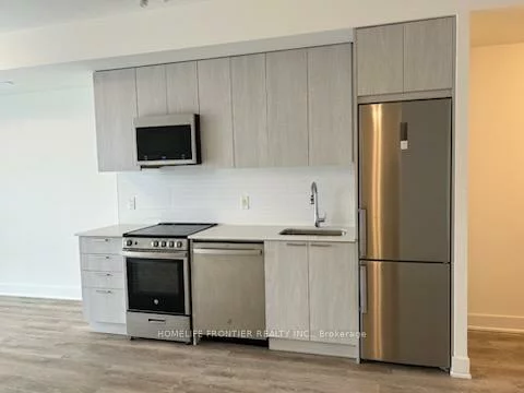 185, Deerfield, Central Newmarket, Newmarket