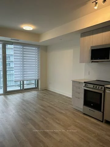 185, Deerfield, Central Newmarket, Newmarket