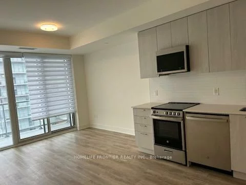 185, Deerfield, Central Newmarket, Newmarket