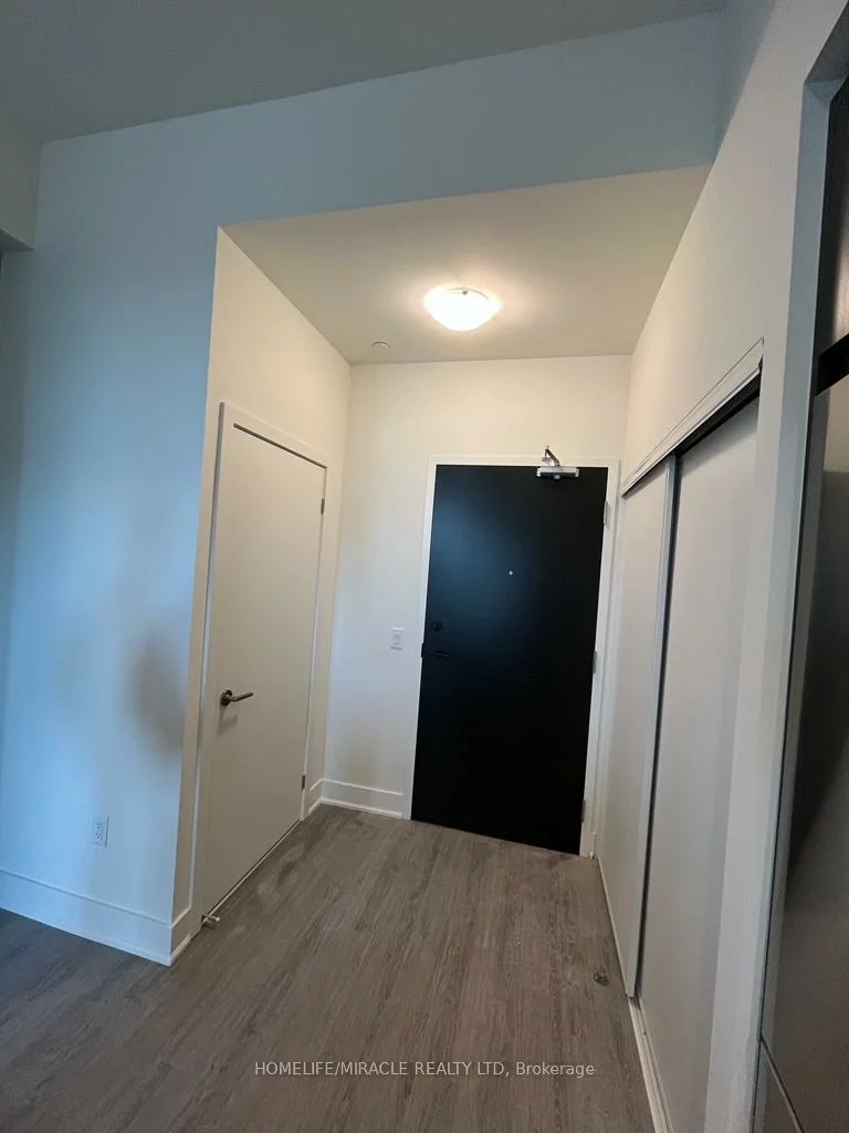 185, Deerfield, Central Newmarket, Newmarket