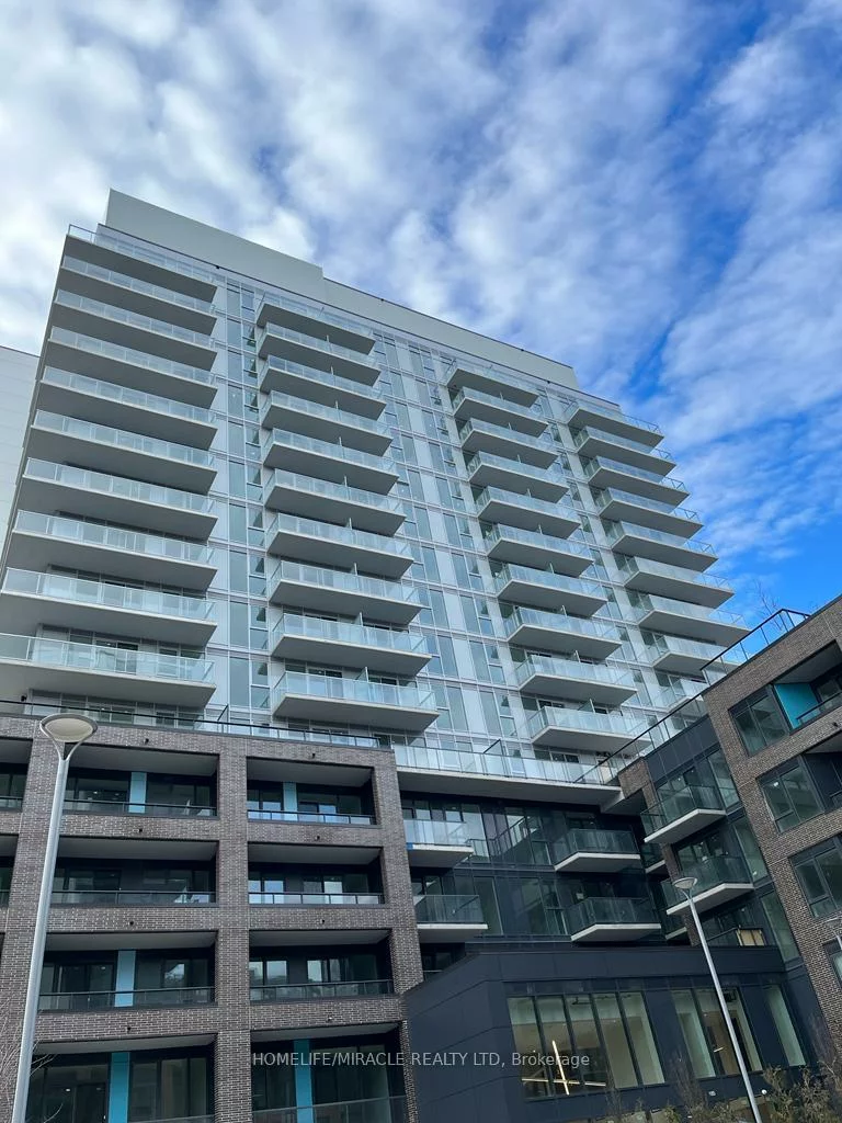 185, Deerfield, Central Newmarket, Newmarket