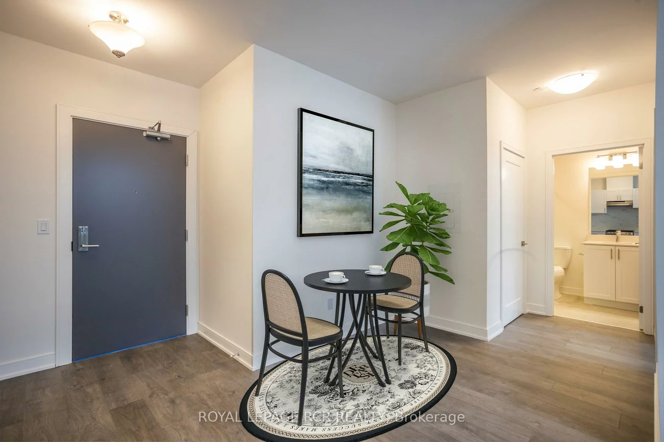 705, Davis, Huron Heights-Leslie Valley, Newmarket