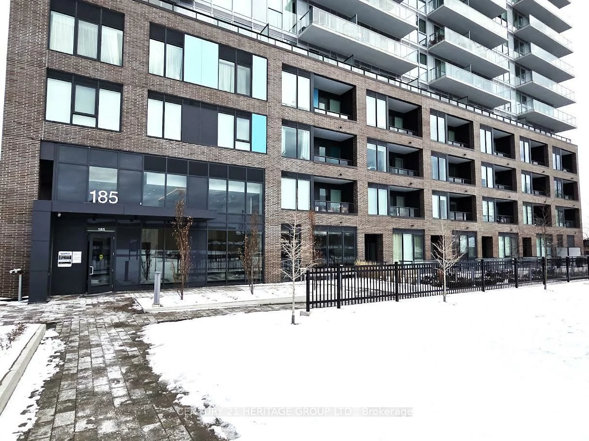 185, Deerfield, Central Newmarket, Newmarket