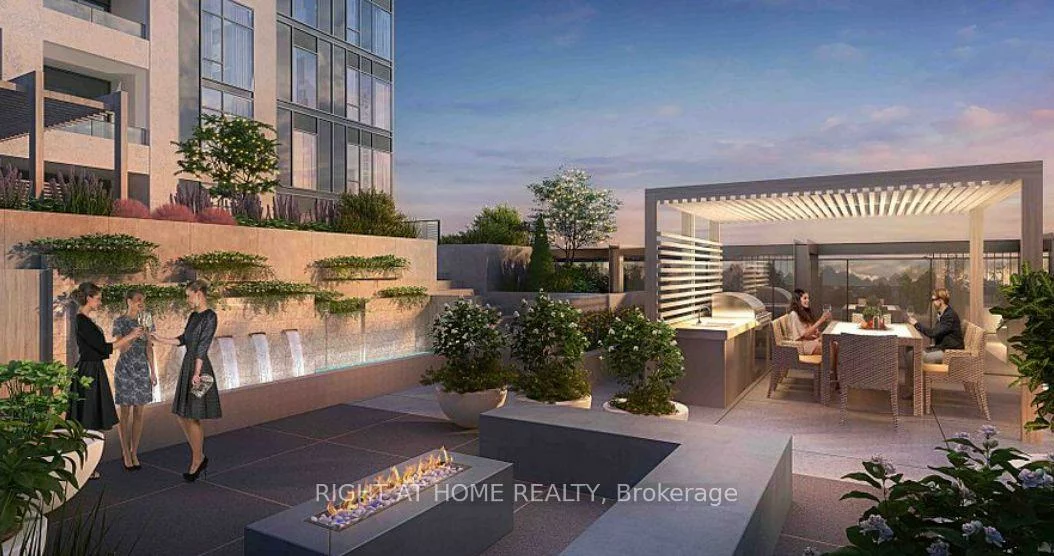 715, Davis, Huron Heights-Leslie Valley, Newmarket